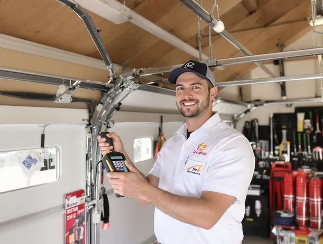 Lakeland Garage Door Repair local technician providing expert garage door repair in Lakeland neighborhood